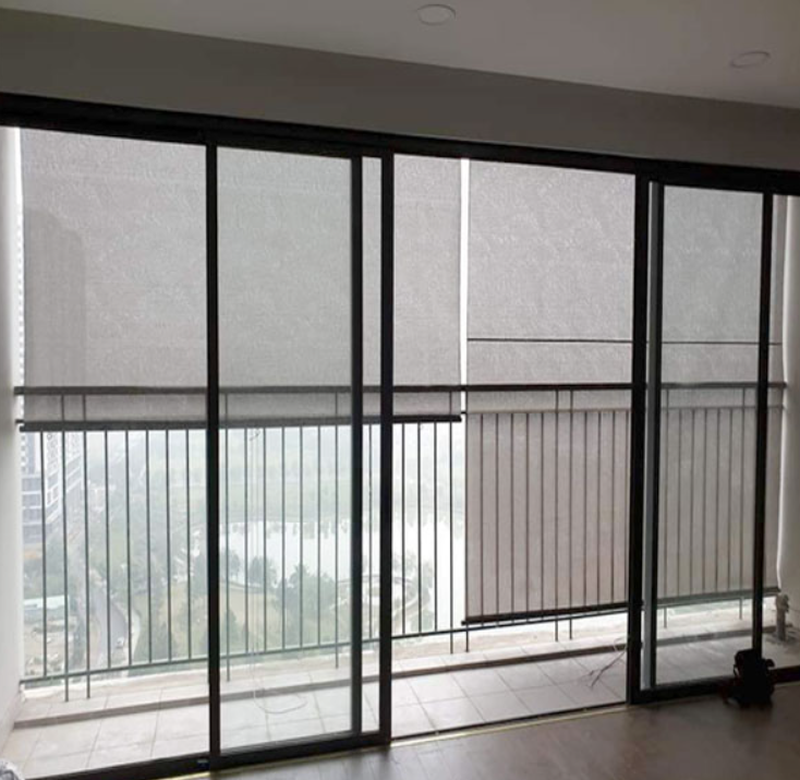 Bạt Lưới Tự Quấn Lắp Ban Công
