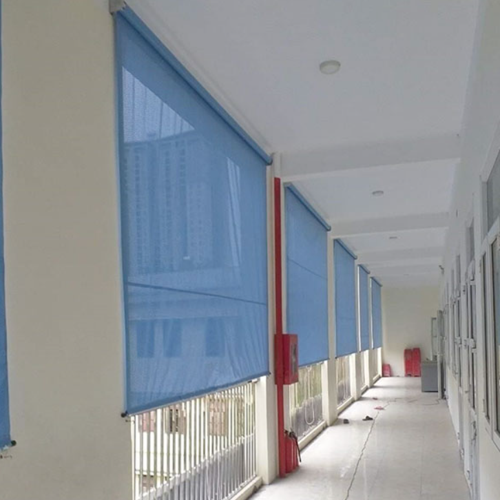 Bạt Lưới Tự Quấn Lắp Ban Công