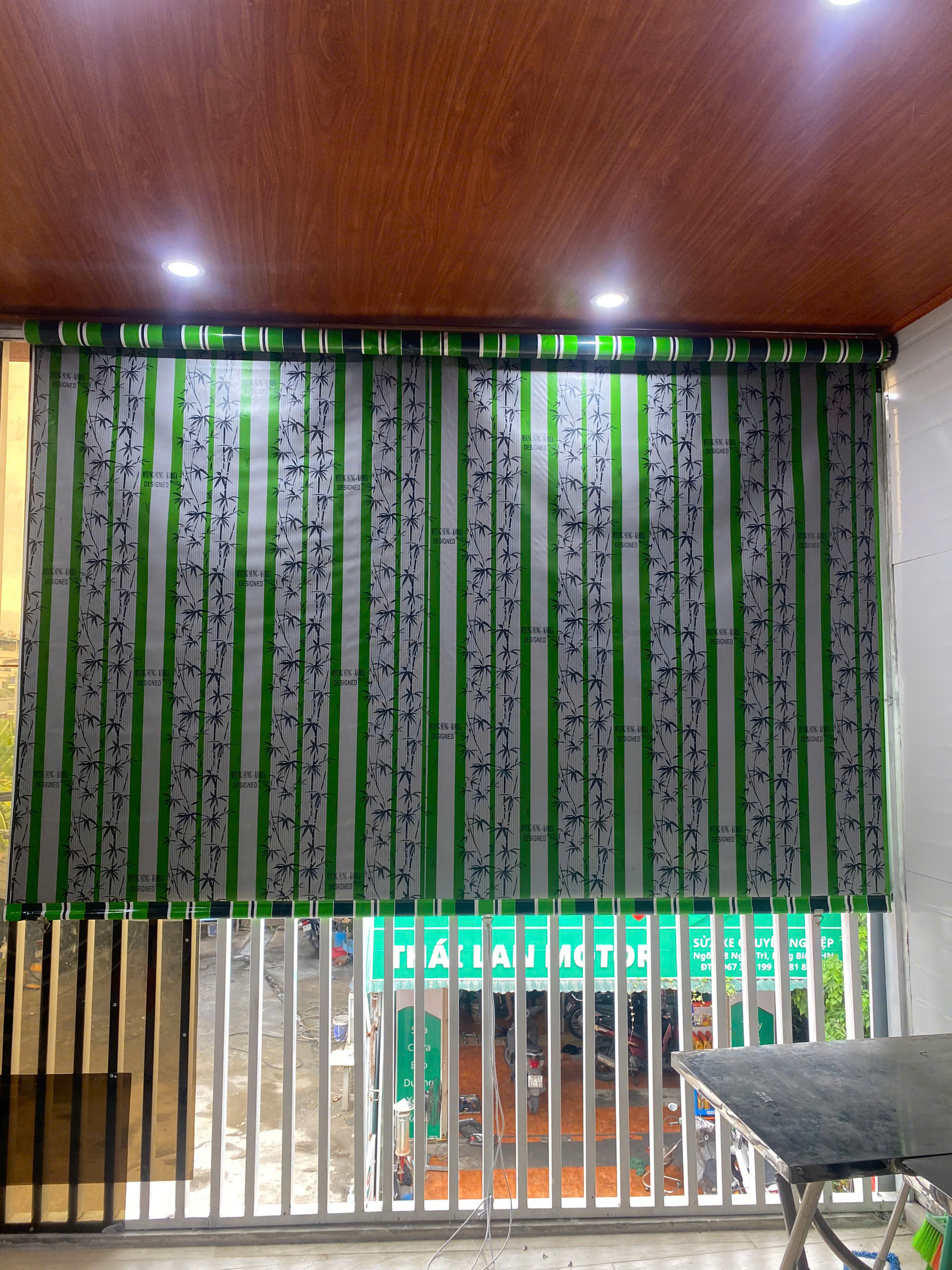 Bạt Tự Cuốn Hoa Nhật Bản