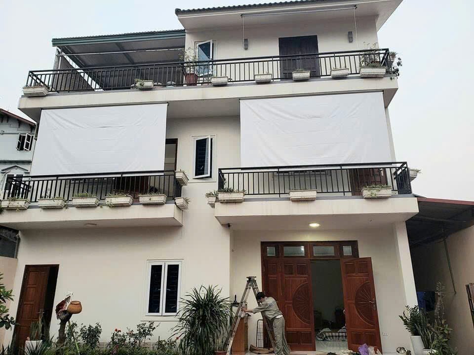 Bạt Tự Quấn Cho Biệt Thự Sân Vườn